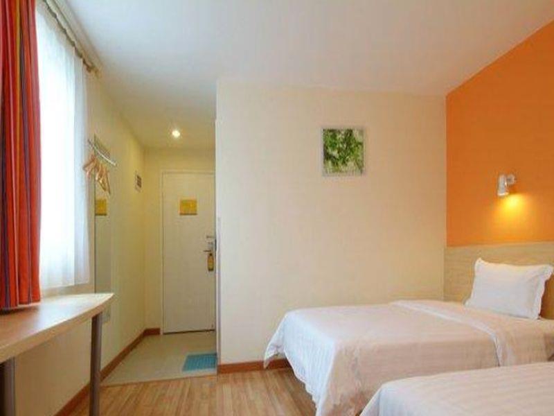 7 Days Inn Fuzhou Gandong Avenue Passenger Station Екстериор снимка