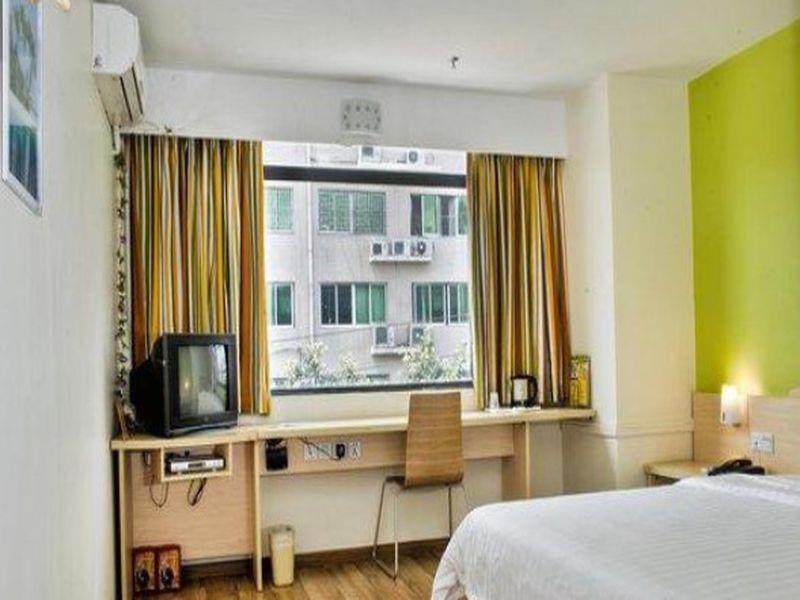 7 Days Inn Fuzhou Gandong Avenue Passenger Station Екстериор снимка